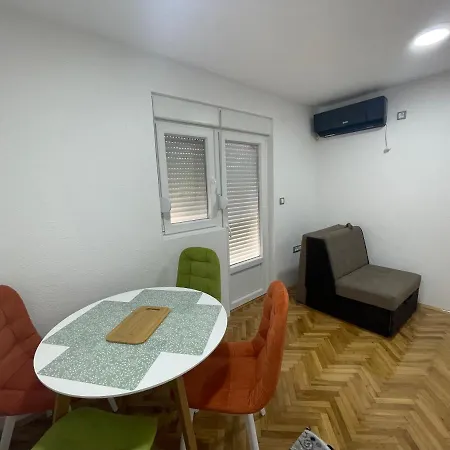 Apartment Zec Beli *